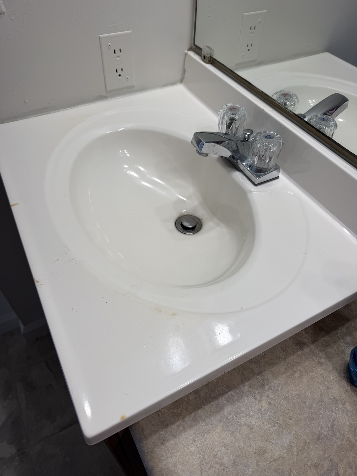Clean bathroom sink after cleaning